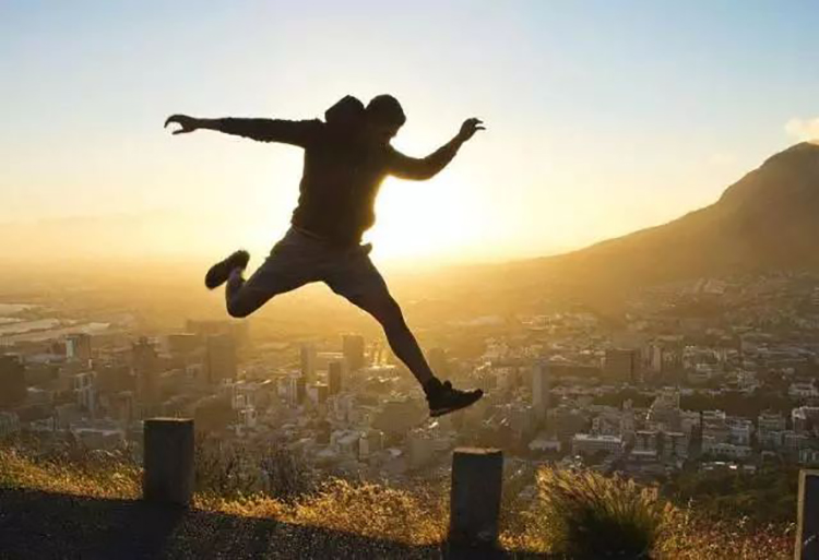 “機器換人”與“智能制造”02.jpg “機器換人”與“智能制造”02.jpg